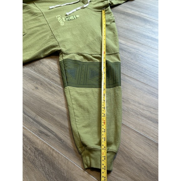 Disney Parks Encanto Bruno Green‎ Spirit Jersey Glow In the Dark Hoodie L Unisex - Picture 7 of 10